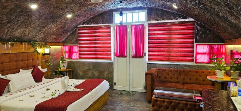 S & B Dreams House - image 39
