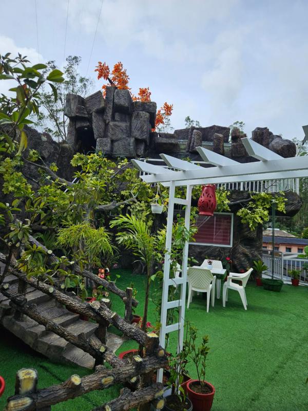 S & B Dreams House - image 46