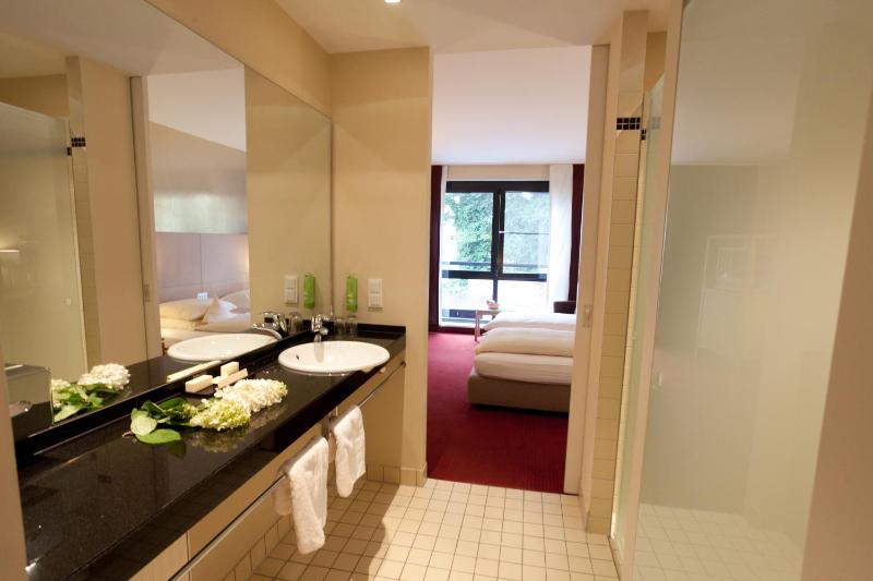 Superior Room image 2