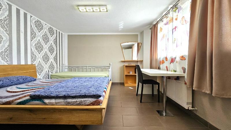 Two-Room Apartment image 2