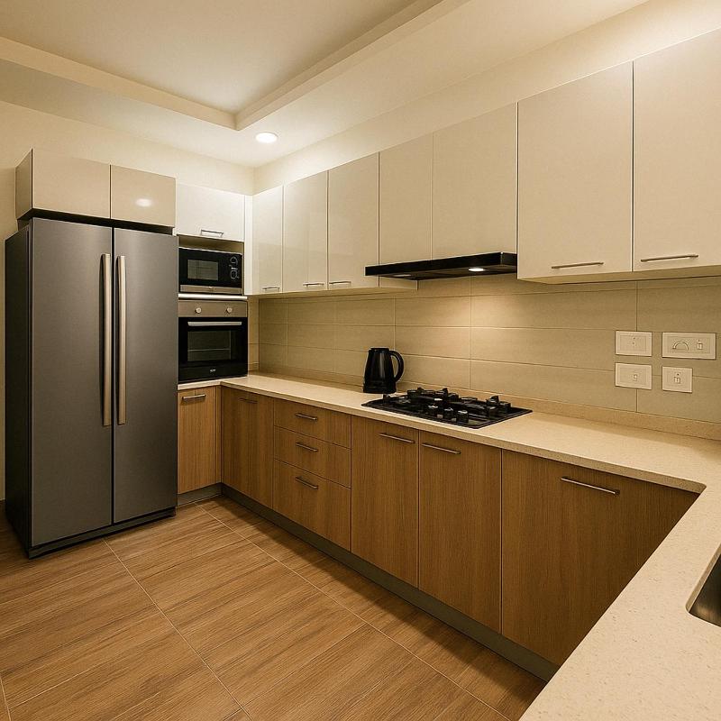 Fully Furnished Luxurious 4 Bedroom Apartment - image 12