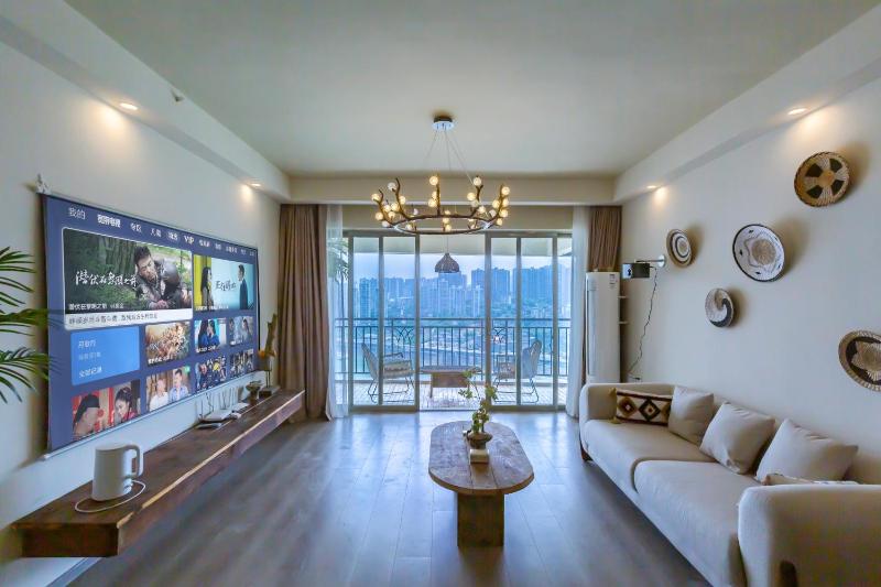 Aixin Mountain City Zhijiang Homestay - image 13