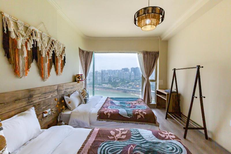 Aixin Mountain City Zhijiang Homestay - image 19