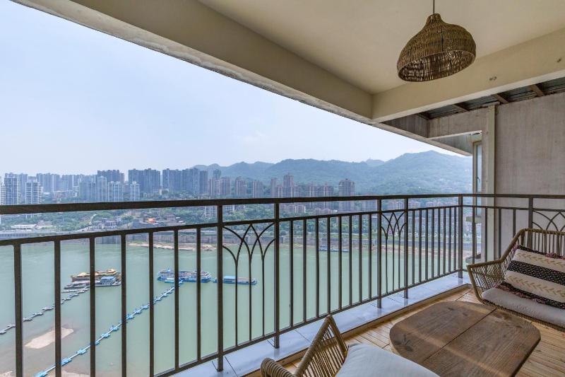 Aixin Mountain City Zhijiang Homestay - image 49
