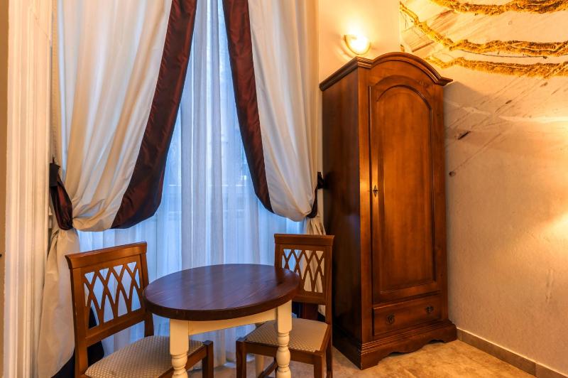 Superior Double Room image 3