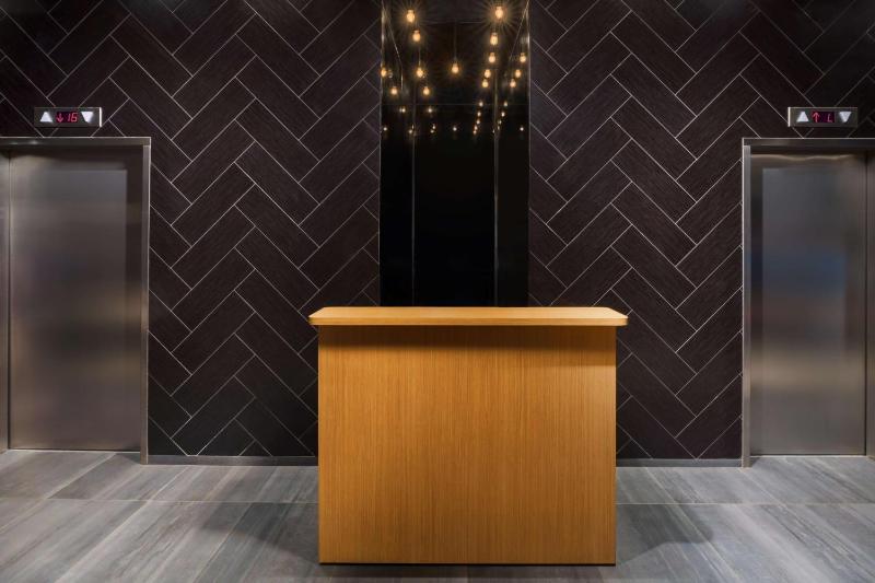 DoubleTree By Hilton New York Times Square West - image 16