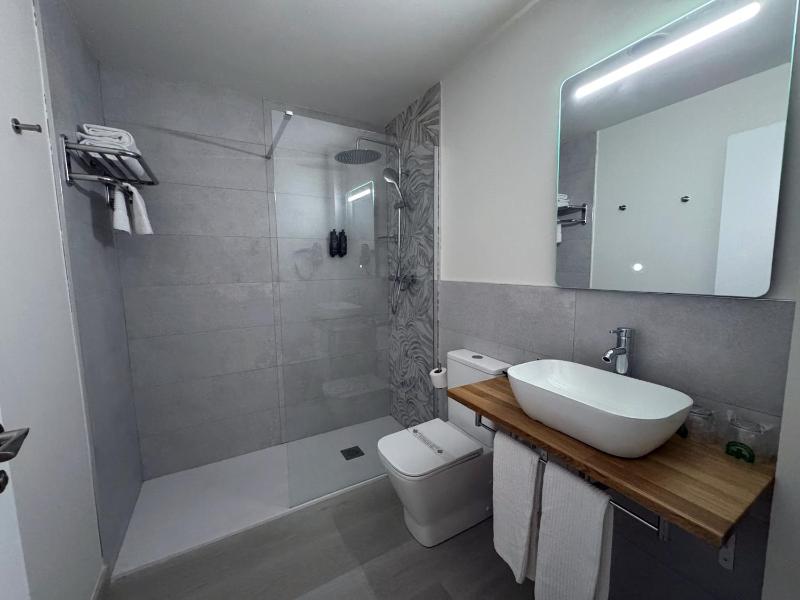 Double Premium Room  image 3