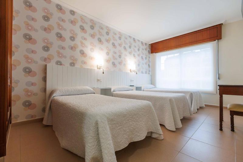 Triple Room image 2