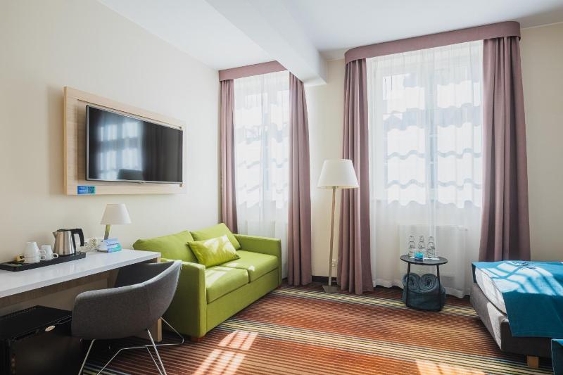 Triple Room image 2