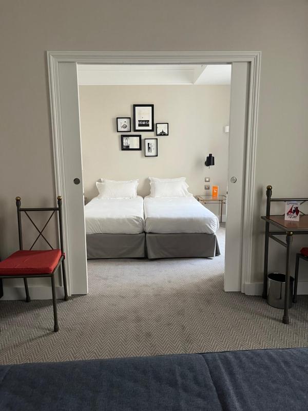 Quadruple Room image 1