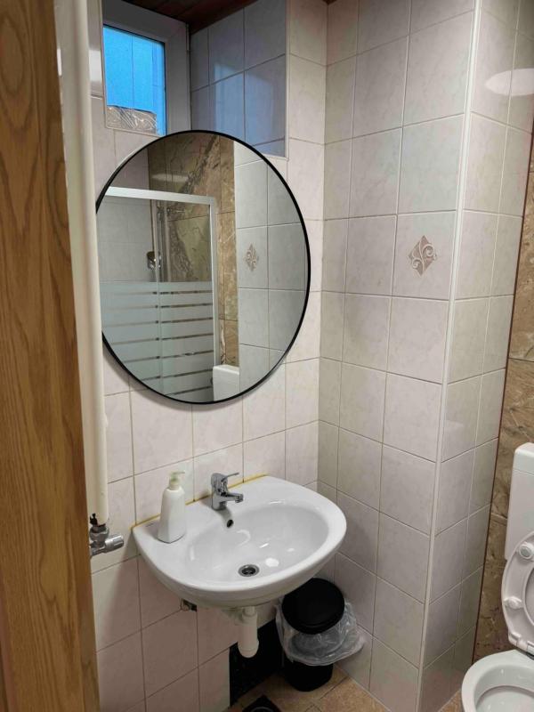 Cozy flat near Tivoli park with free parking - image 12