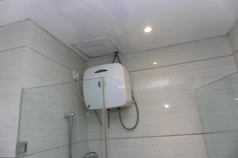 Fancy and Nice 1BR at Brooklyn Alam Sutera Apartment By Travelio - image 16