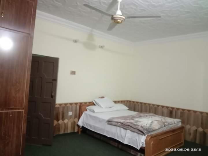 Green leaf Guest house - image 3