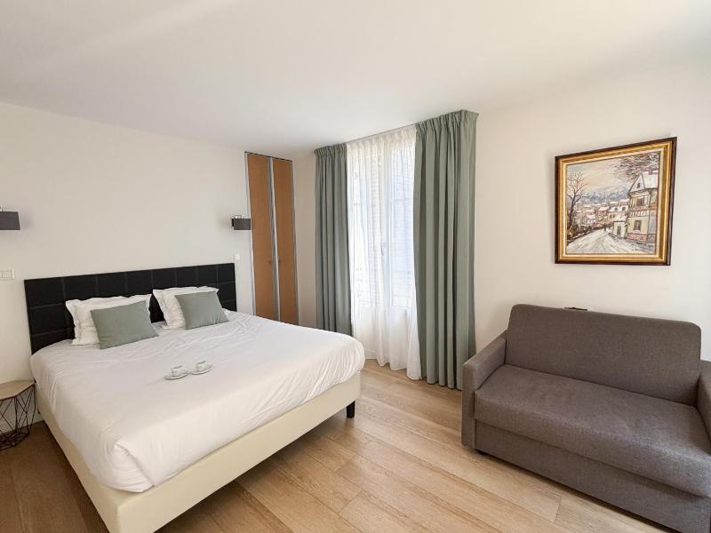 Studio (3 Adults) with Terrace image 1