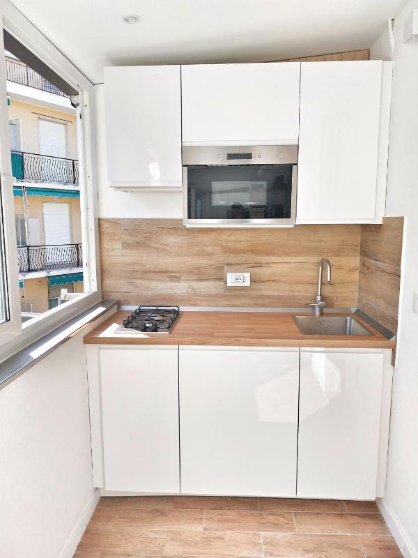 Attic Apartment Air Conditioning Fast WiFi - image 24