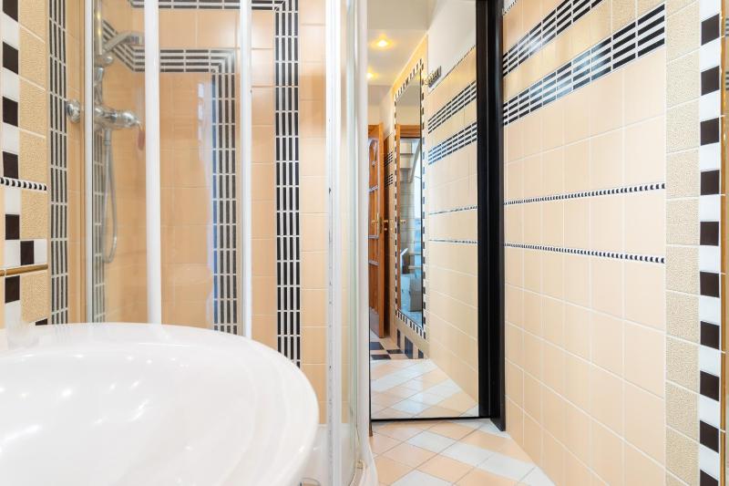 Baltic Breeze Victus Apartment for 5 Guests by Noclegi Renters - image 11