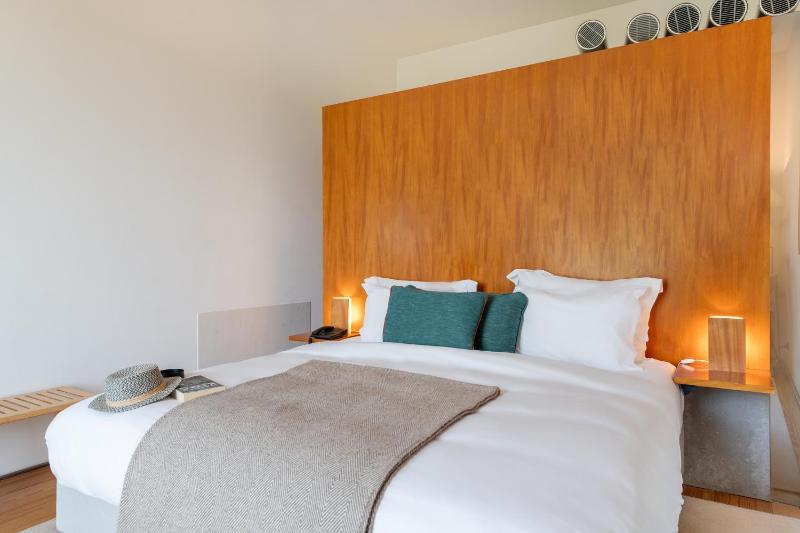 Classic Double or Twin Room image 1