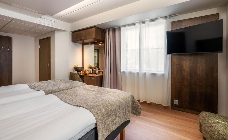 Single Room image 3