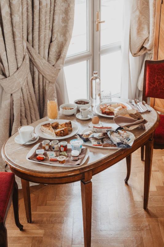 Junior Suite image 1