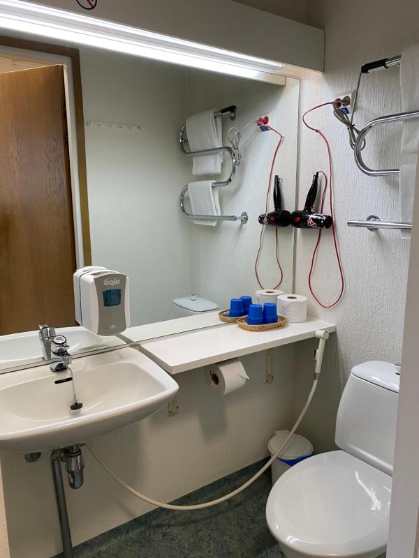 Standard Single Room image 4