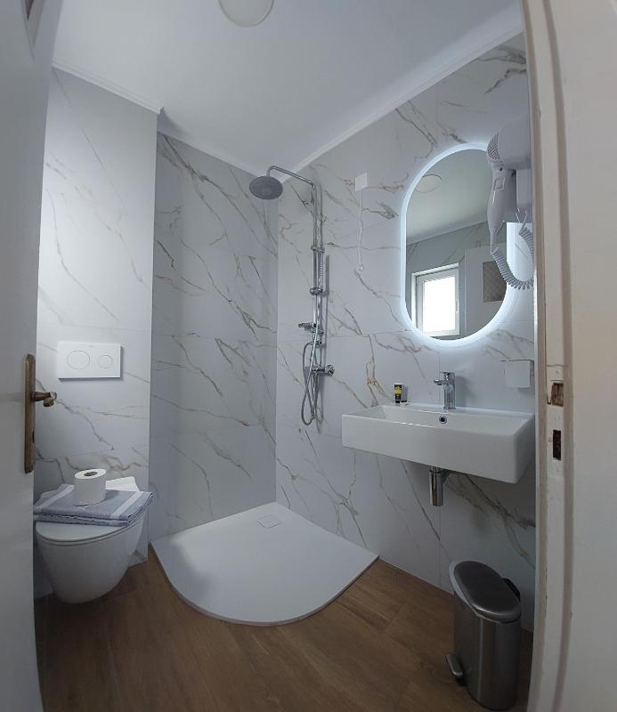 Hotel Avra - image 34