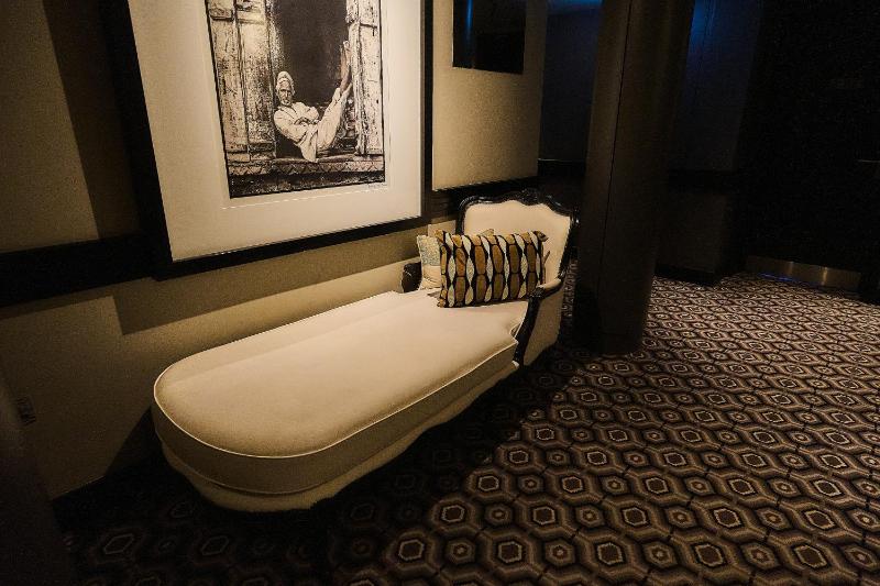 V Residence Room image 3