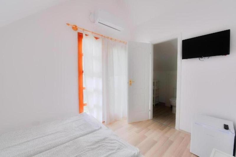 Apartment image 4