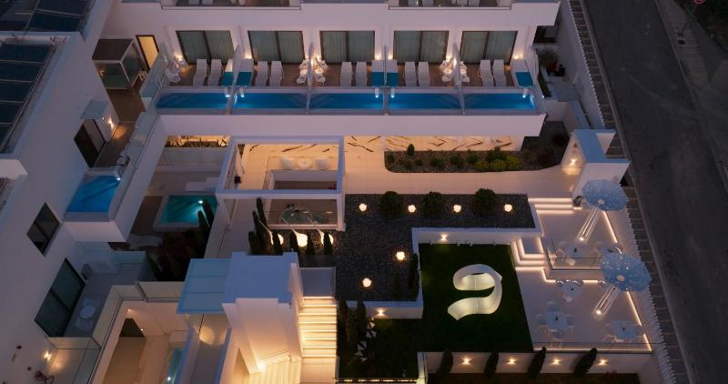 Ambassador Room with Sea View and Private Pool image 3