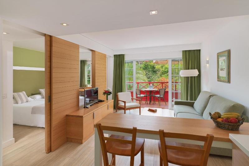 Superior Apartment image 1