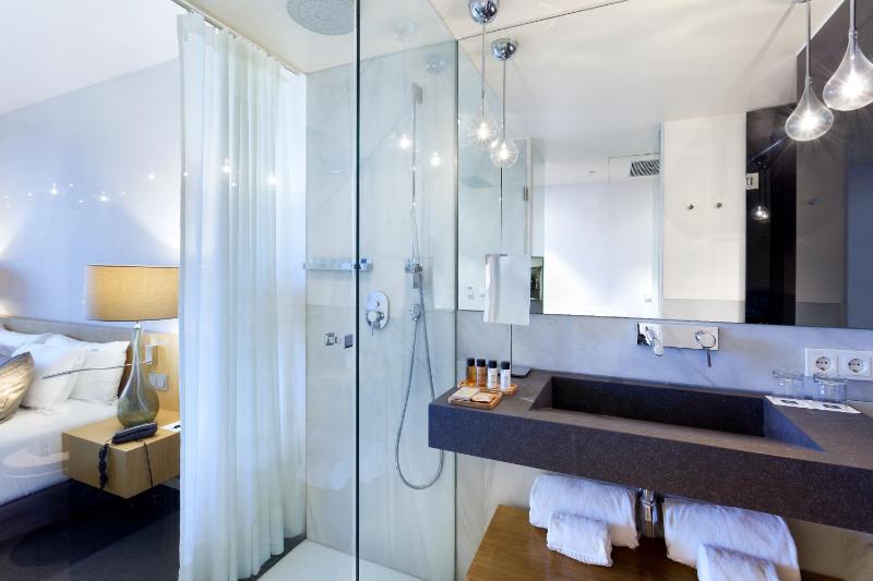 Superior Double Room with Terrace image 4