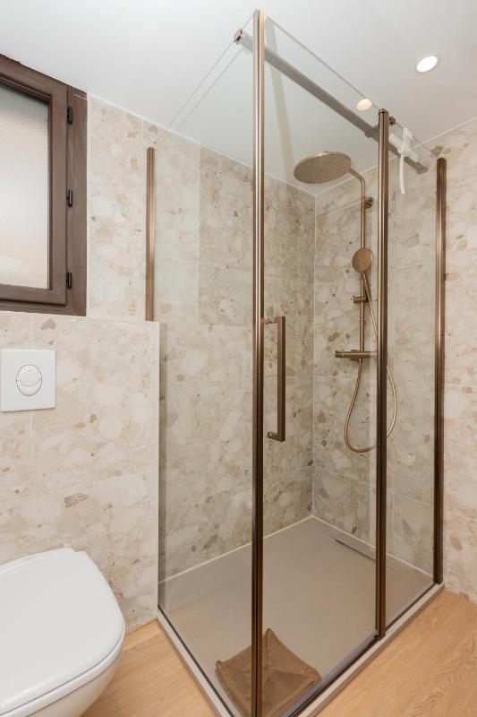 Duplex Apartment with Garden View image 3