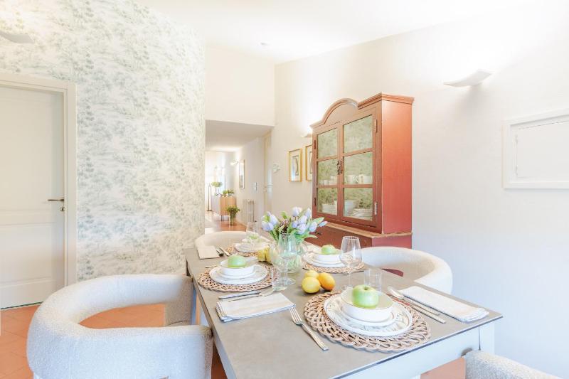 Cecilia House - image 39