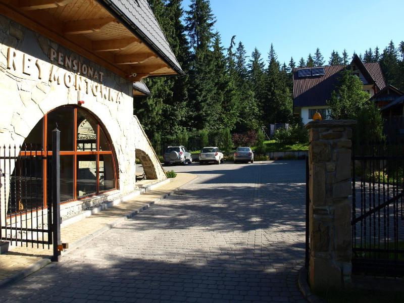 Pensjonat Reymontówka - image 36