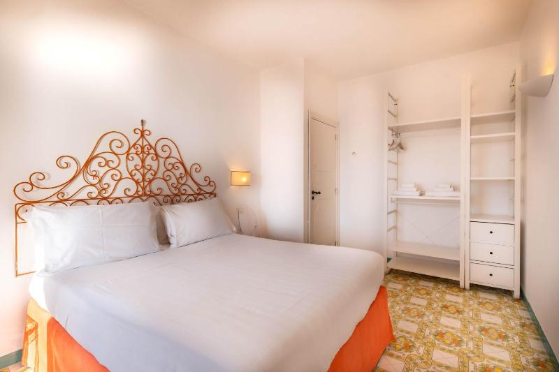 Villa Dafne Gulf Views Pool and Guest Services by Feeling Italy - image 38