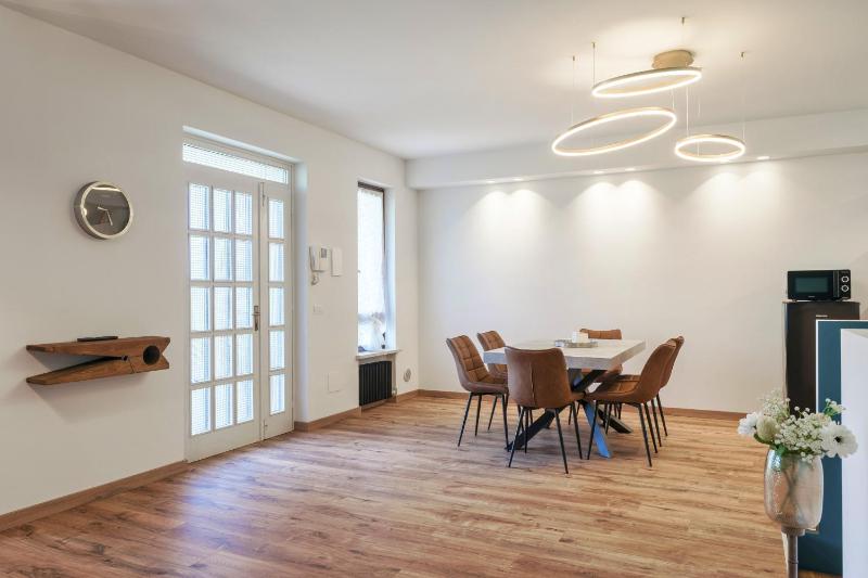 EMERALD APARTMENT - Regarda Travel - image 23