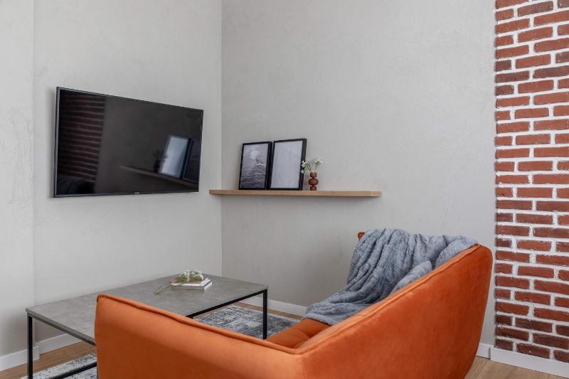 Urban 1BR Loft Residences - Modern Comfort in Bucharest Center - image 15