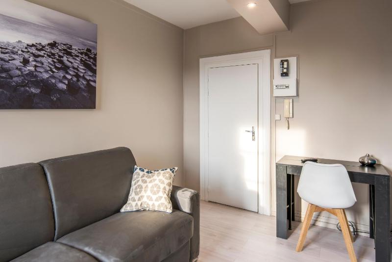 Home Sweet Rouen - image 12