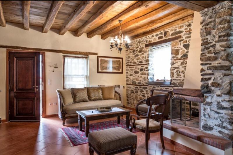 Three-Bedroom House image 2