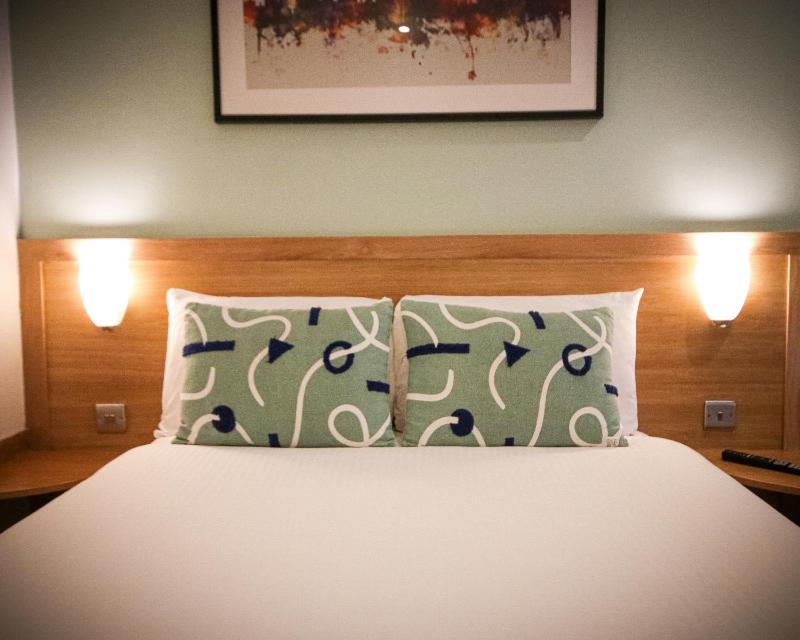 Double Room image 2