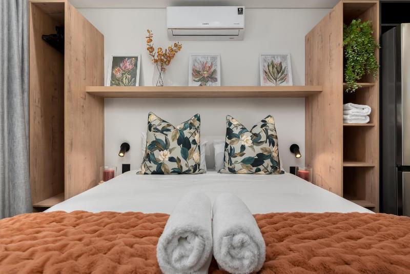 Station House Luxury Apartments - image 4