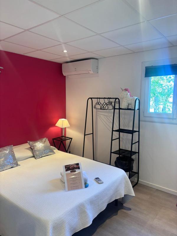 Standard Double Room image 1