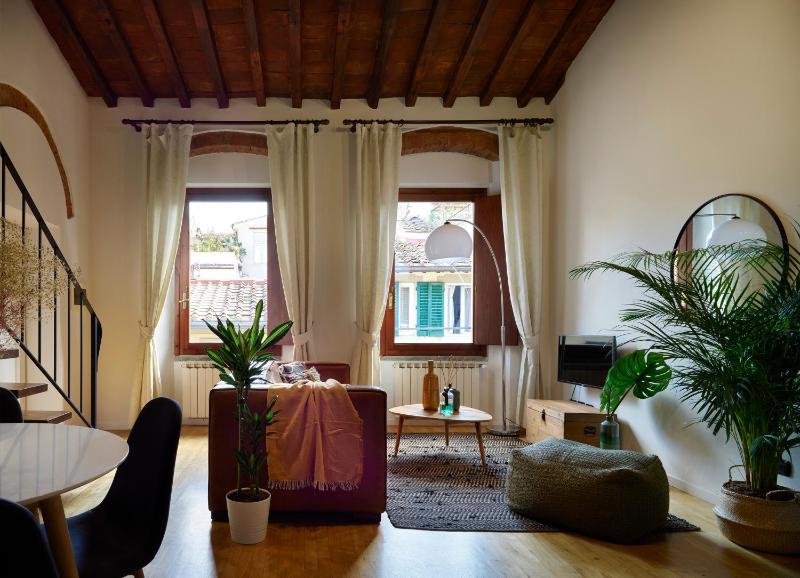 One-Bedroom Apartment image 1