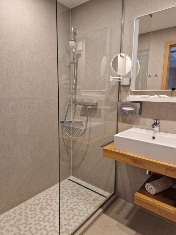 Elix Prestige Room image 4