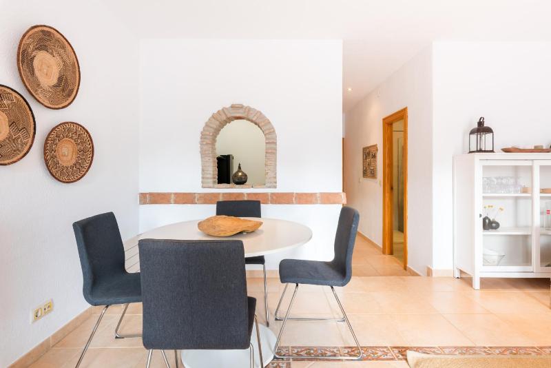 Tio Charles de June - Charming 2 bedroom apartment - image 20
