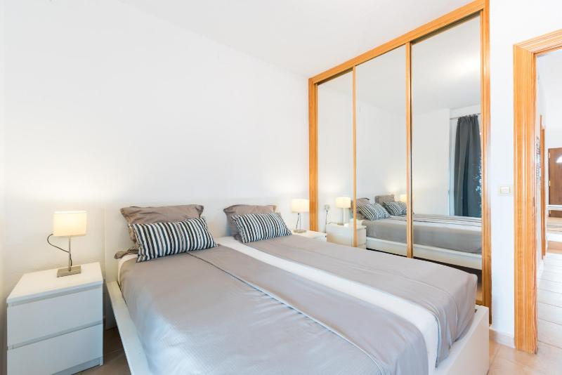 Tio Charles de June - Charming 2 bedroom apartment - image 6