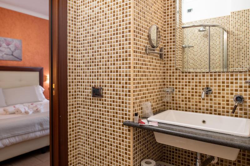 Superior Double or Twin Room image 3