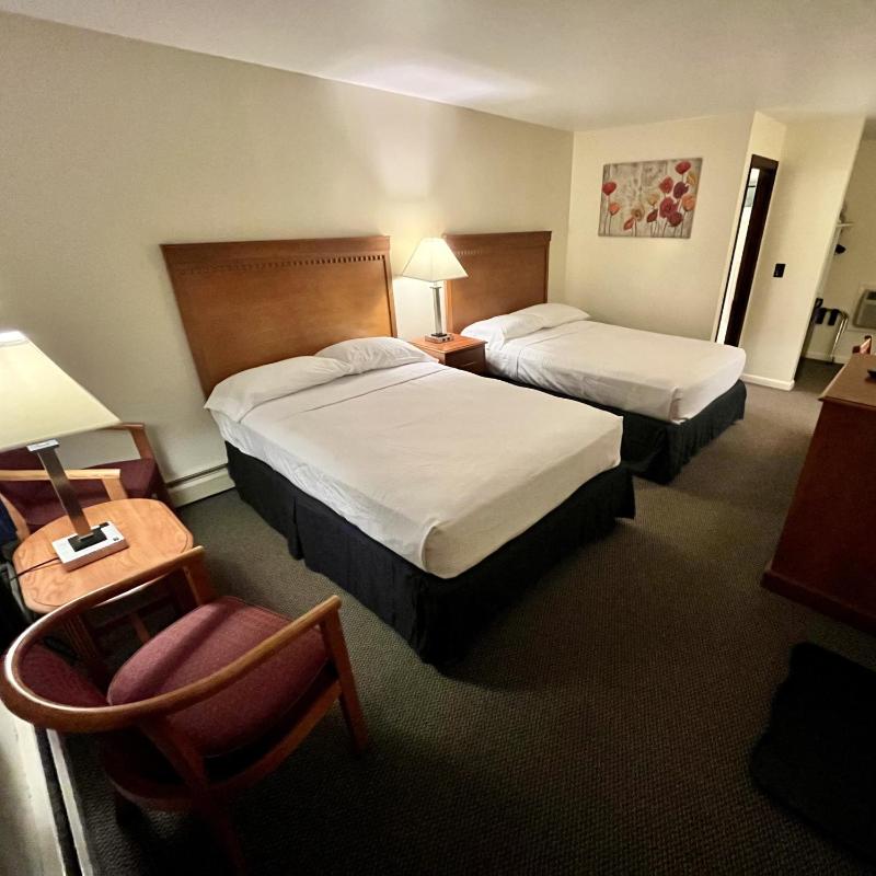 Double Room image 3