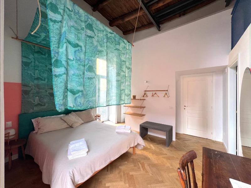 Superior Queen Room image 2