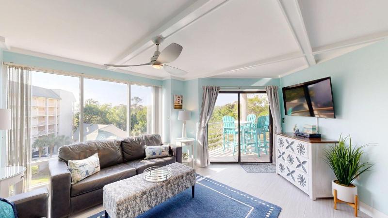 2415 Villamare - image 2