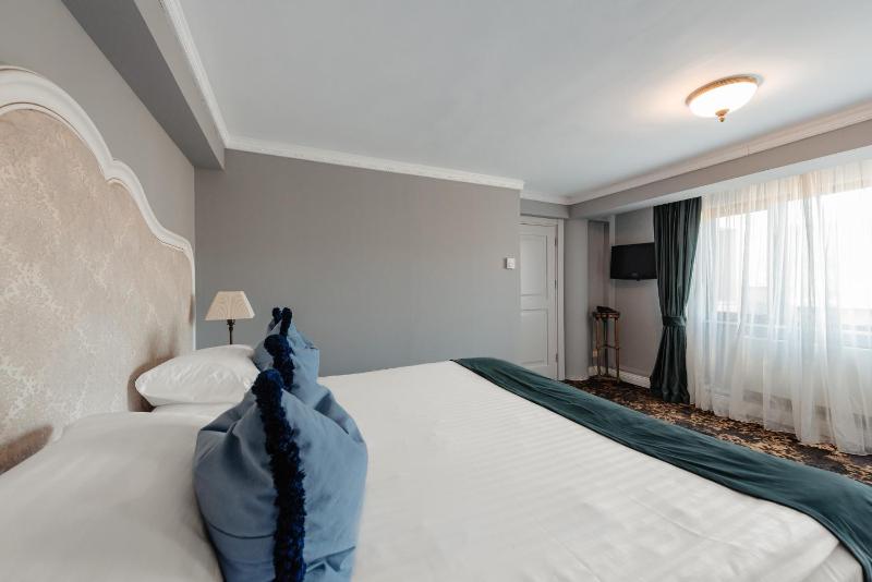 Royal Suite with SPA  image 4